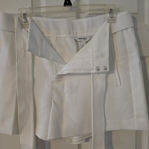 Nine West White Women's Shorts